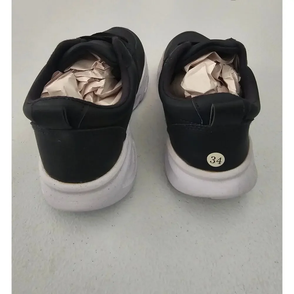 Boys Lightweight Lace-up sneakers size EU34 UK2 US 3